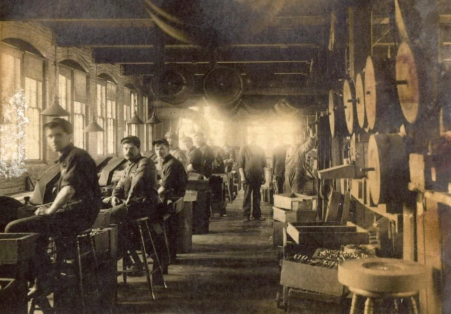 Russell Cutlery Grinding Room 1890